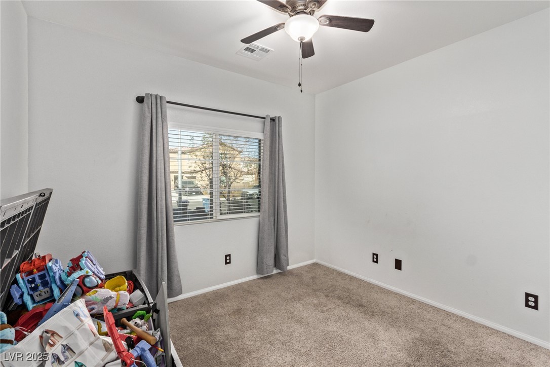 1413 Fantastic Court Property Photo 36