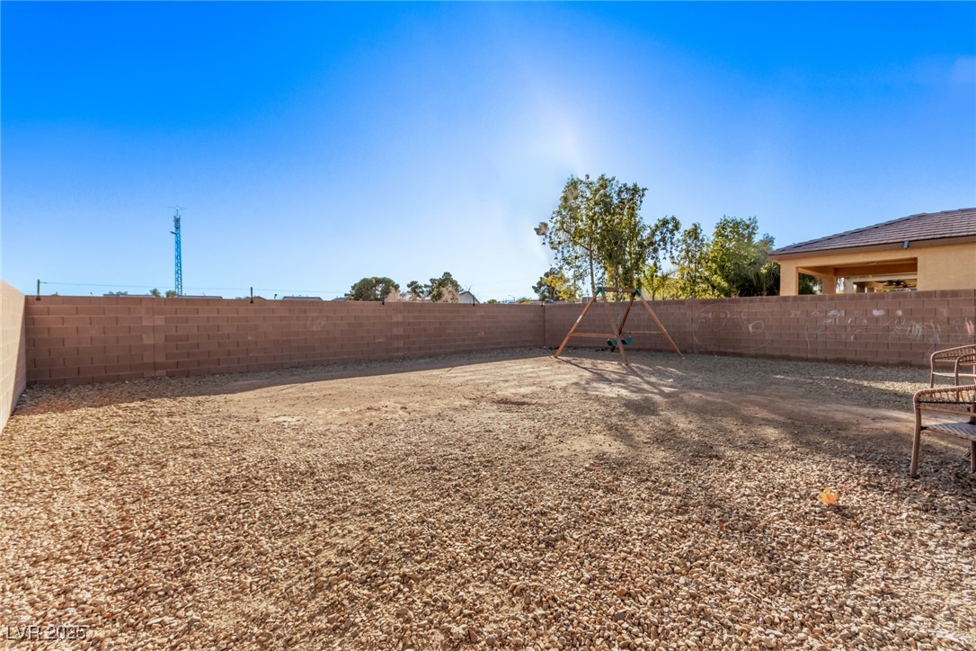 1413 Fantastic Court Property Photo 43