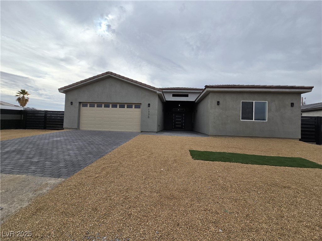 1770 Ironside Street Property Photo 4