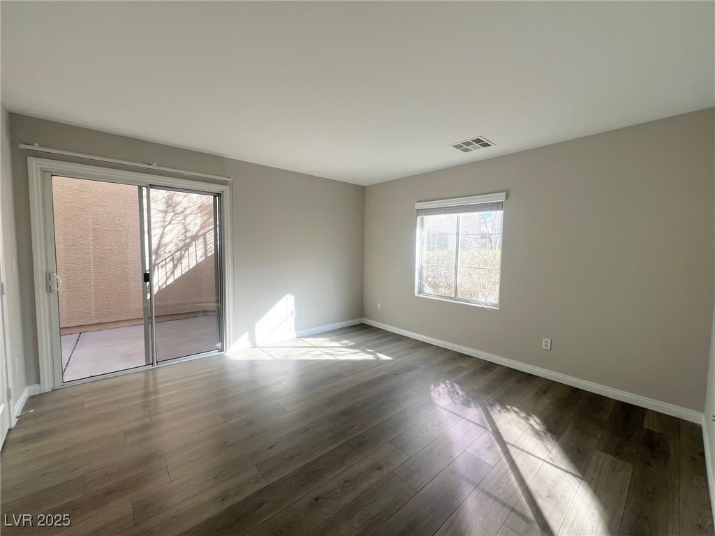 1880 Hollywell Street Property Photo 12