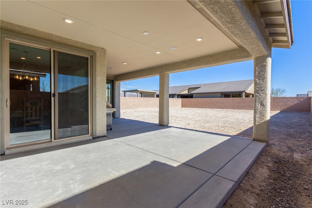 6524 Summershade Street Property Photo 44