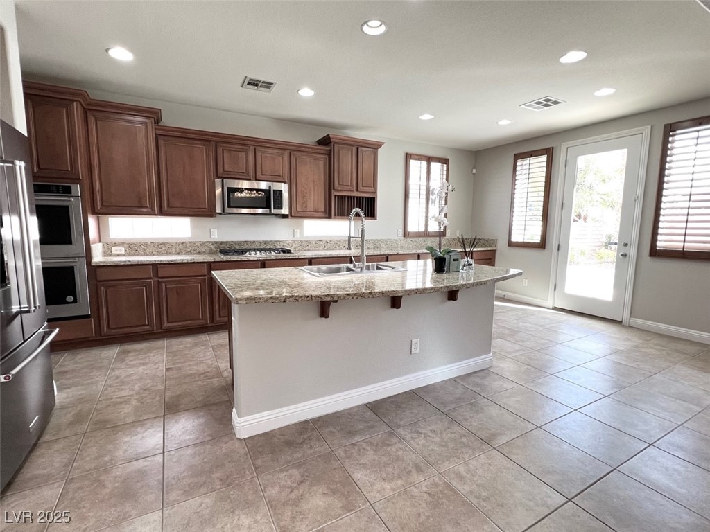 12133 Vista Linda Avenue Property Photo 6