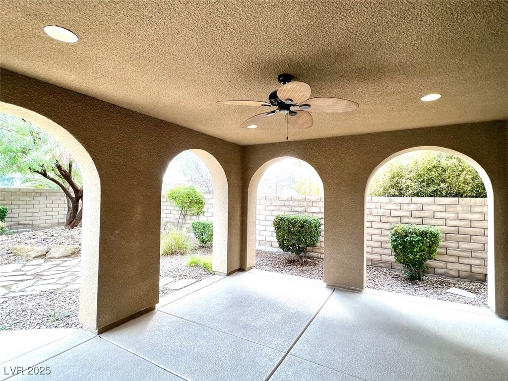 12133 Vista Linda Avenue Property Photo 21