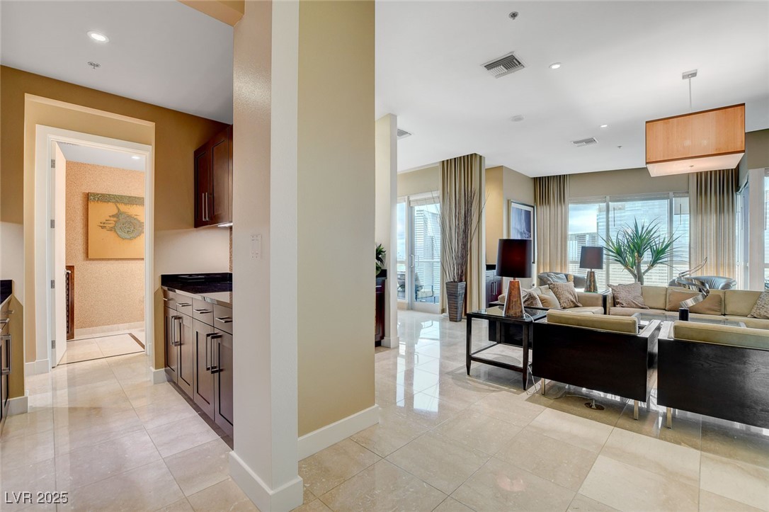4575 Dean Martin Drive 3304 Property Photo 18