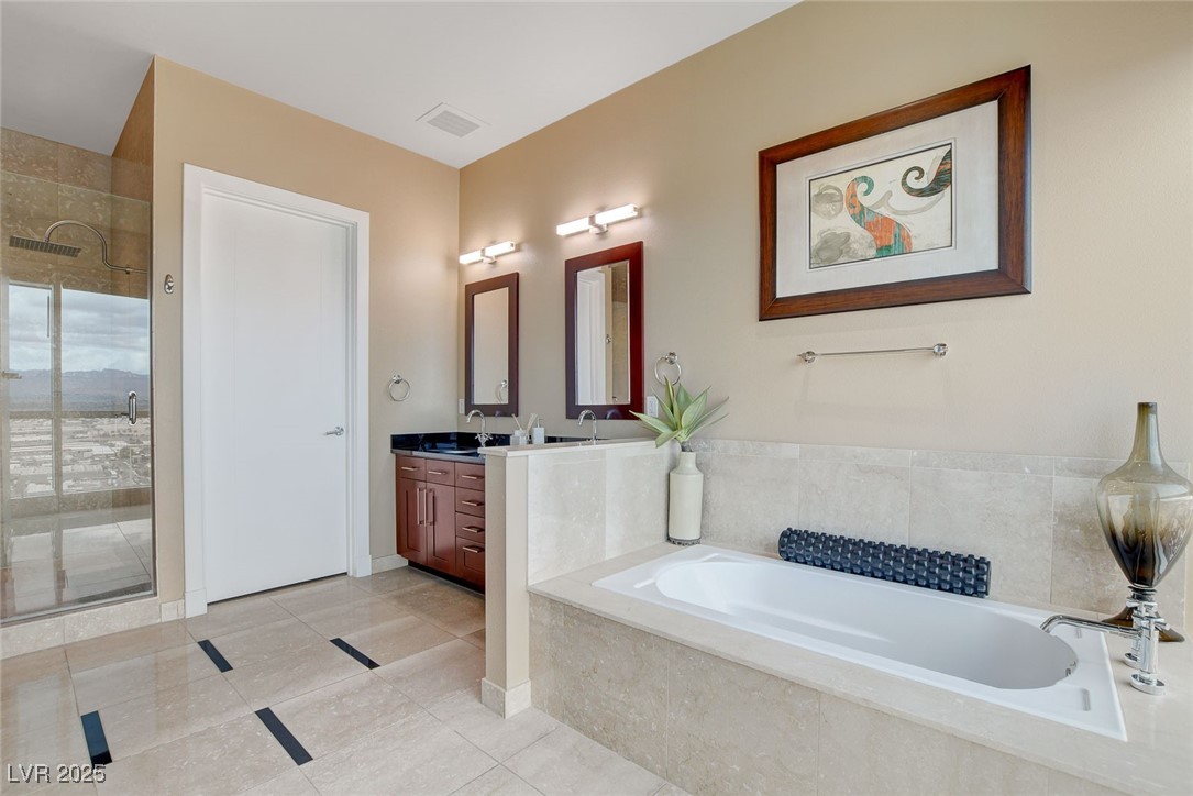 4575 Dean Martin Drive 3304 Property Photo 49