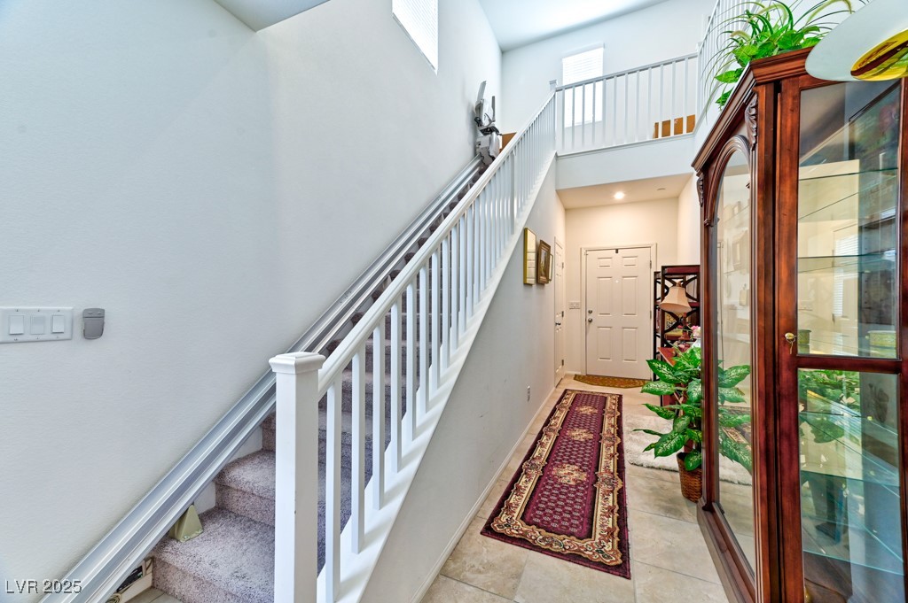 6046 Castle Gardens Avenue Property Photo 6