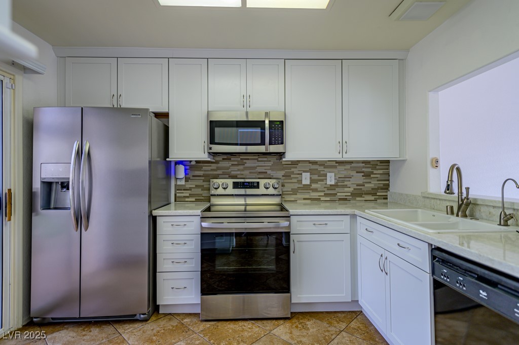2400 Stadler Court Property Photo 6