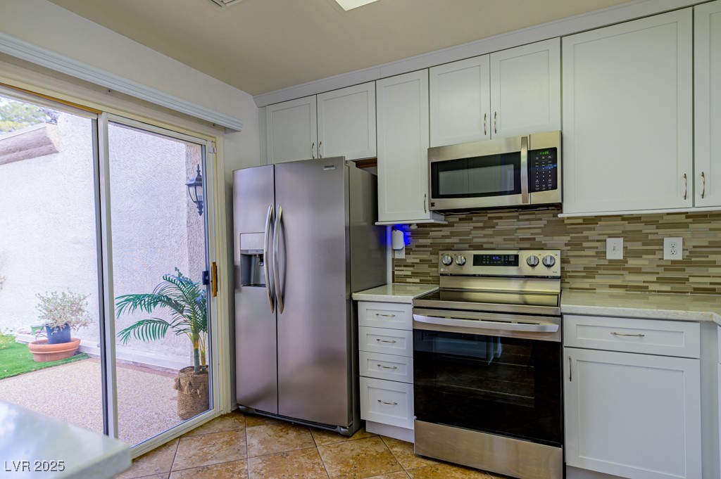 2400 Stadler Court Property Photo 7