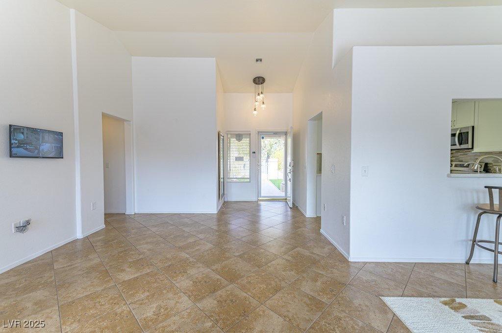 2400 Stadler Court Property Photo 12