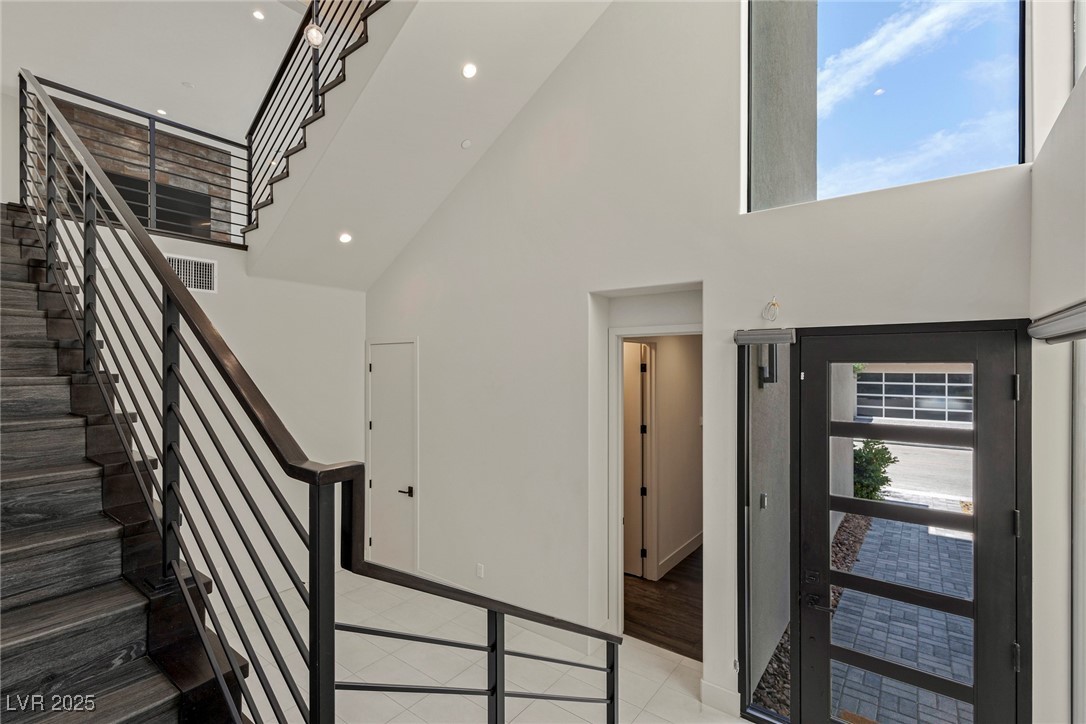 378 Tranquil Peak Court Property Photo 5