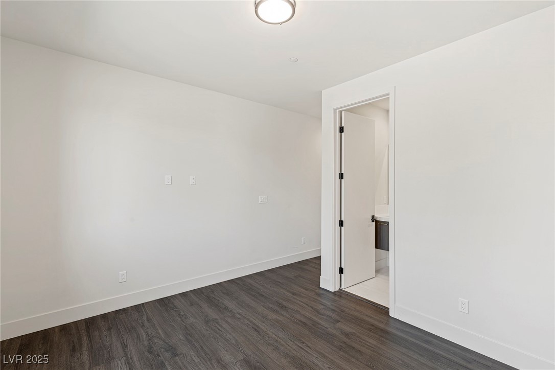378 Tranquil Peak Court Property Photo 14