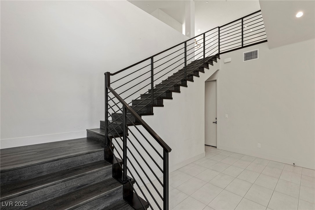 378 Tranquil Peak Court Property Photo 19