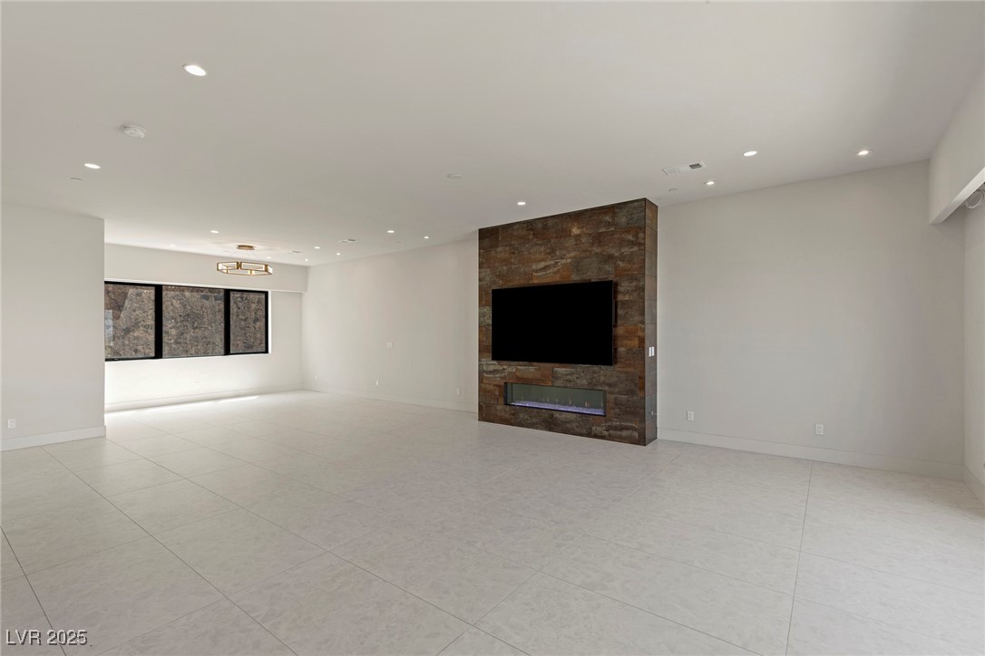 378 Tranquil Peak Court Property Photo 28