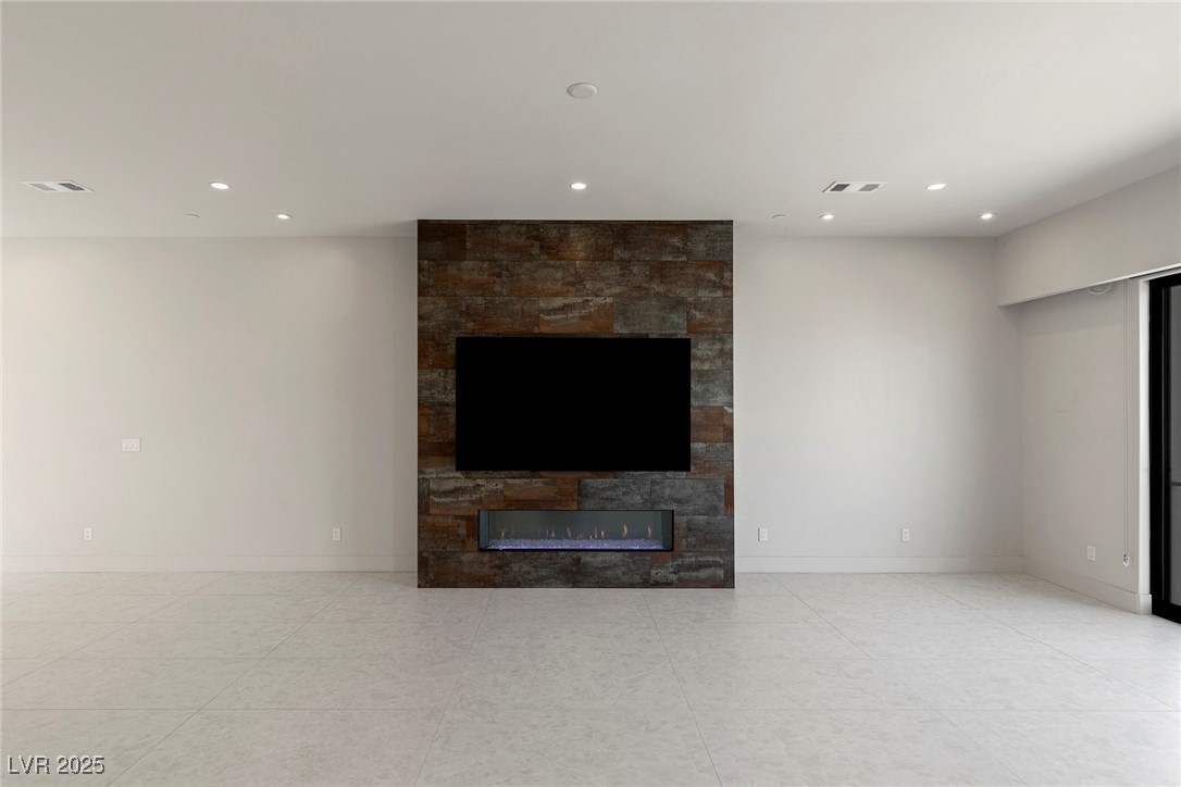 378 Tranquil Peak Court Property Photo 33