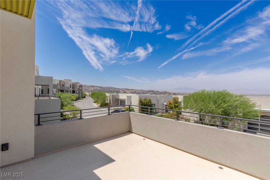 378 Tranquil Peak Court Property Photo 35