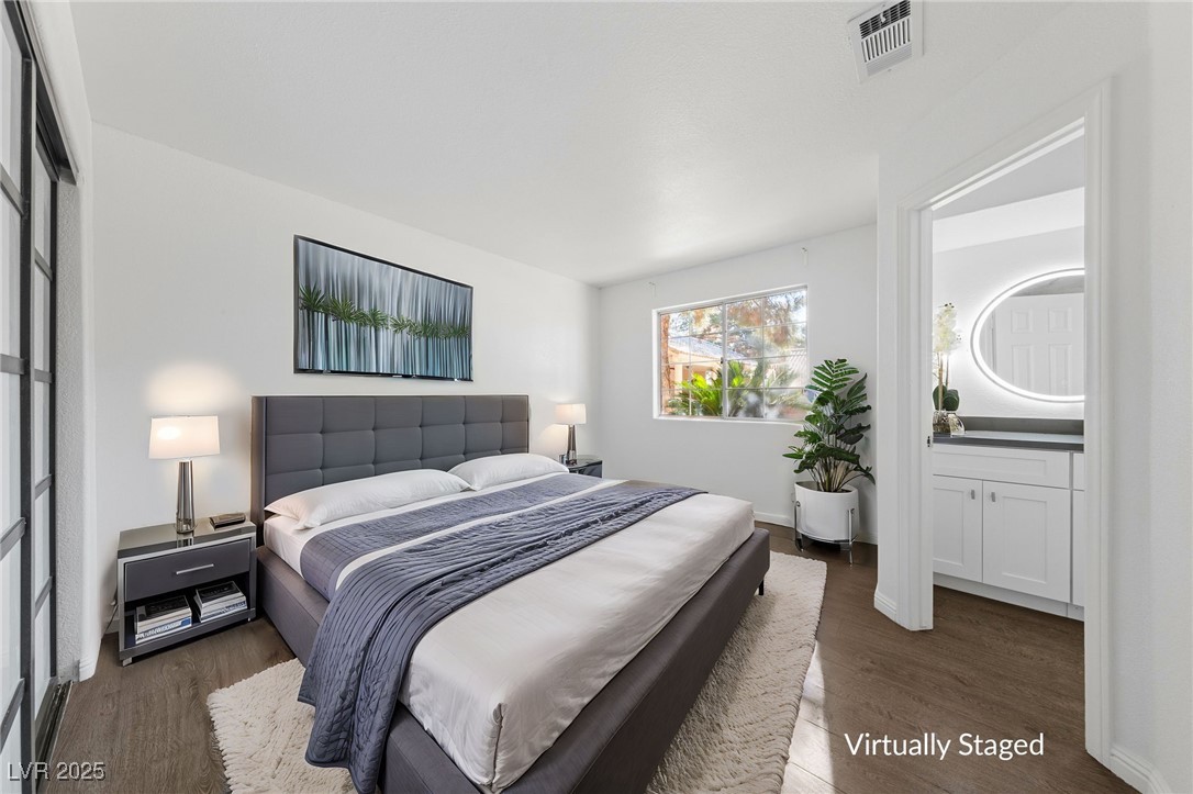 1620 North Torrey Pines Drive 103 Property Photo 12