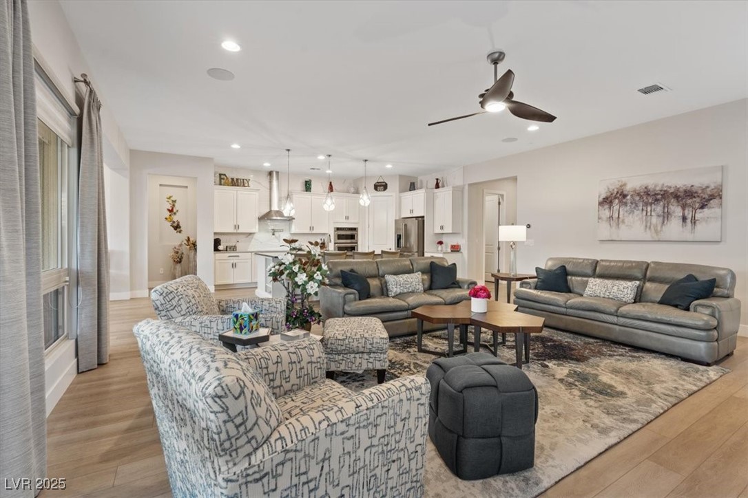 3018 Fall Solstice Court Property Photo 10