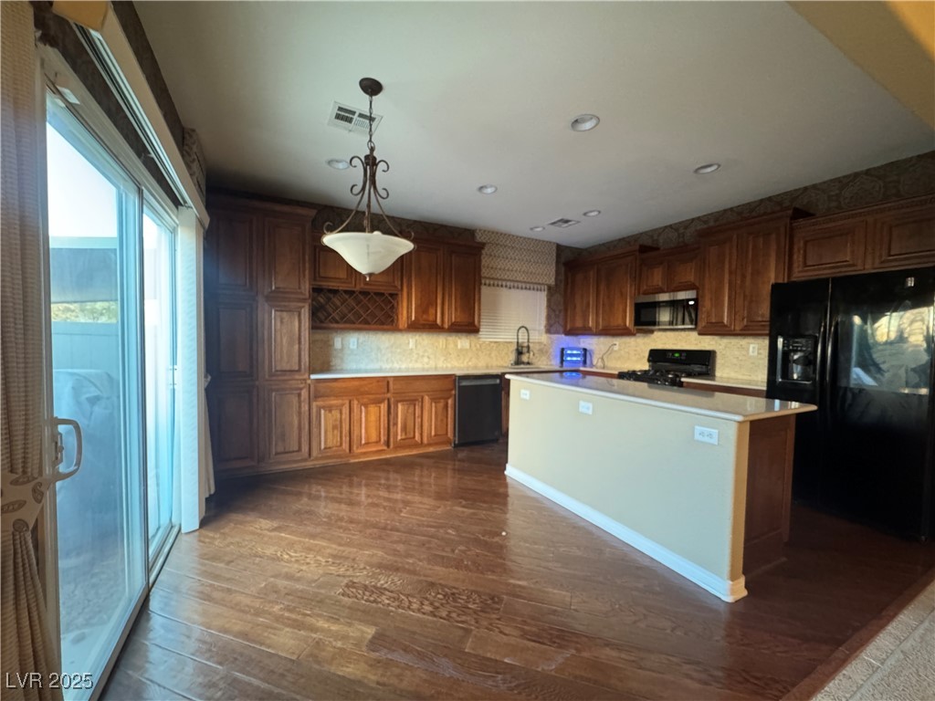 7334 West Mistral Avenue Property Photo 15