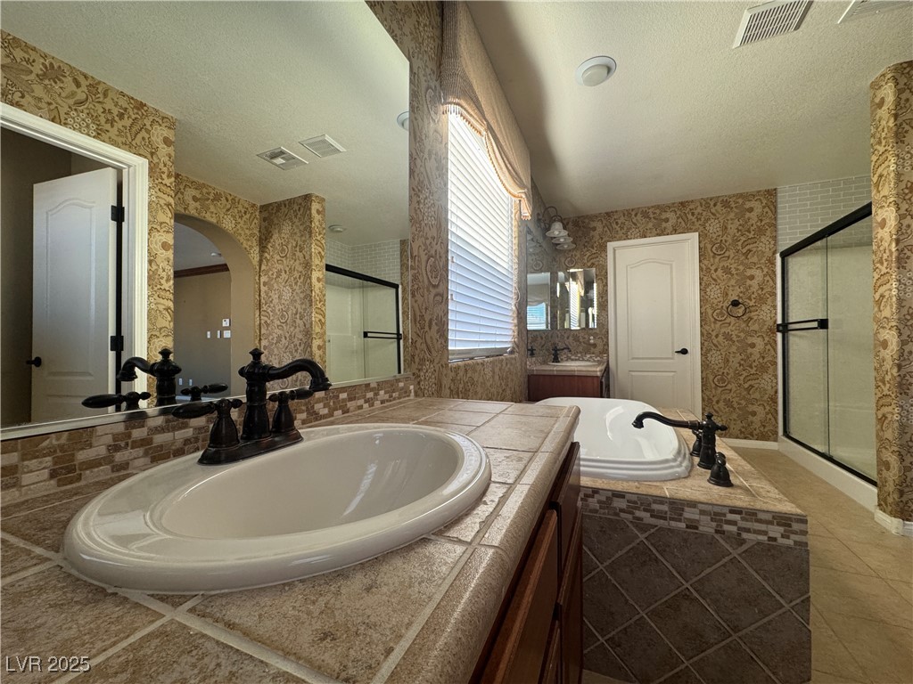 7334 West Mistral Avenue Property Photo 31