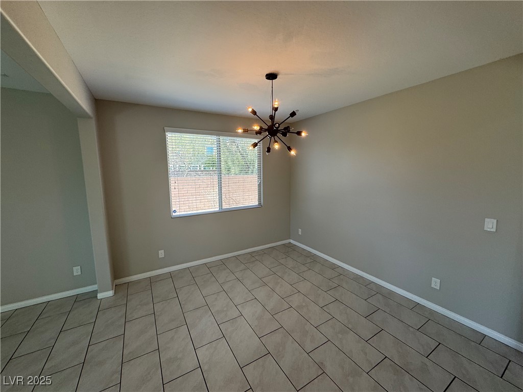 101 Opulent Rose Avenue Property Photo 12