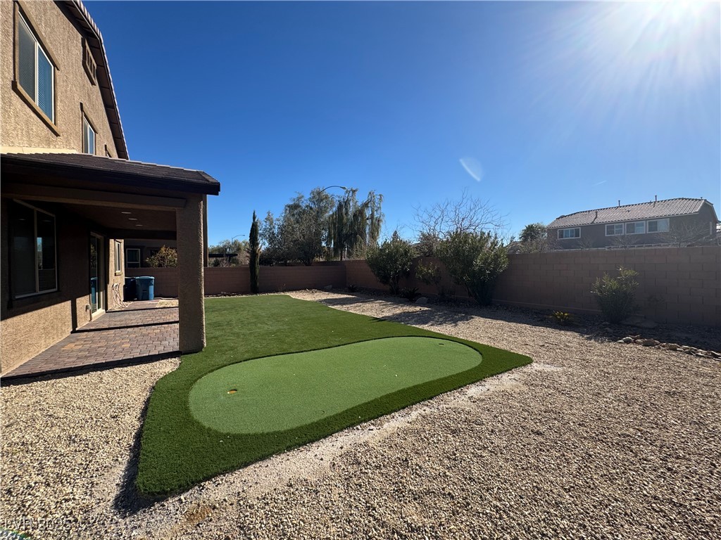101 Opulent Rose Avenue Property Photo 47