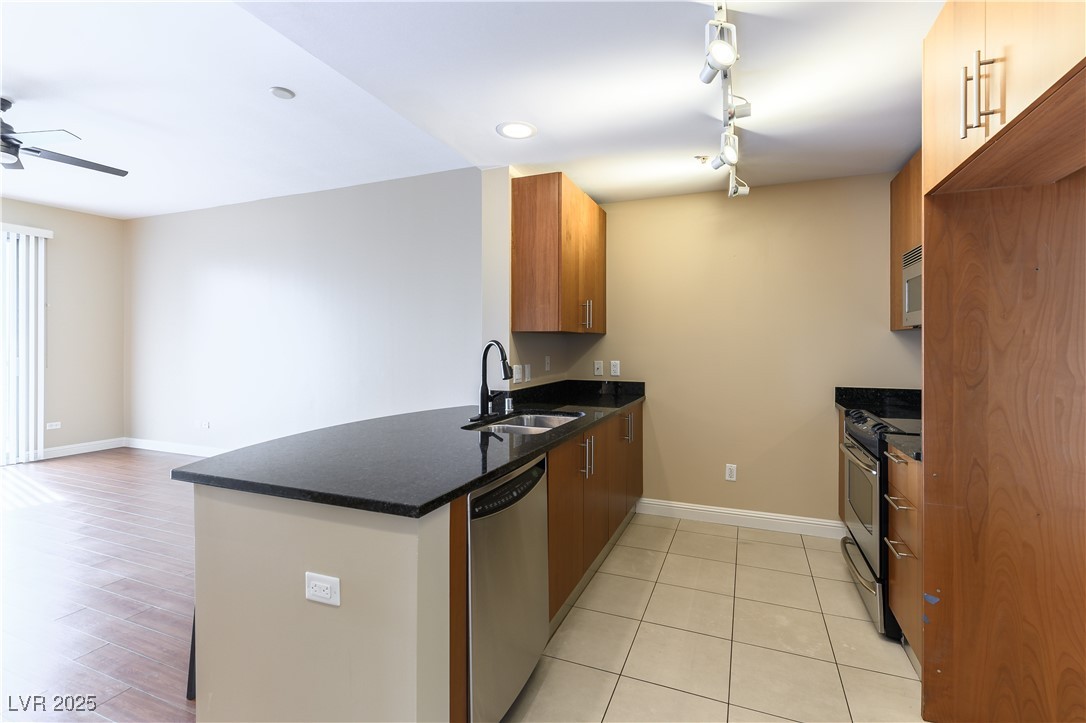 200 West Sahara Avenue 2806 Property Photo 5