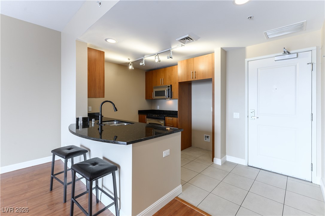 200 West Sahara Avenue 2806 Property Photo 6
