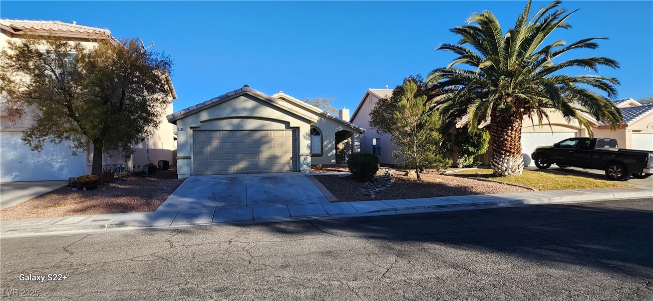 3330 Trotting Horse Road Property Photo 6
