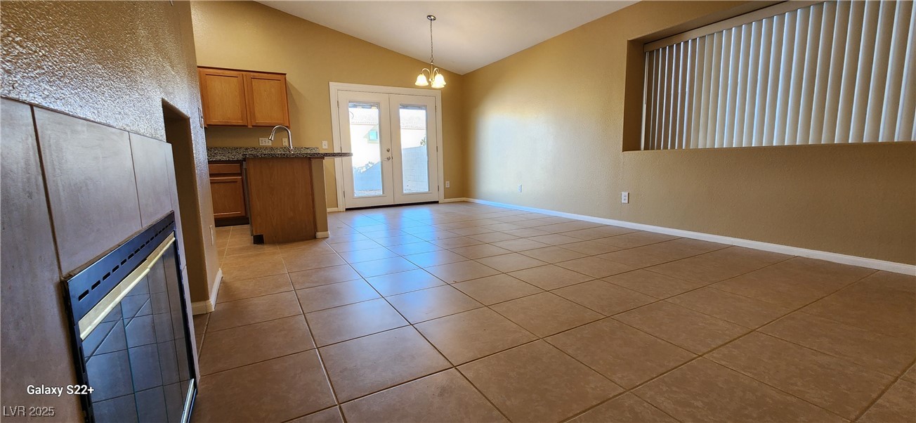 3330 Trotting Horse Road Property Photo 8