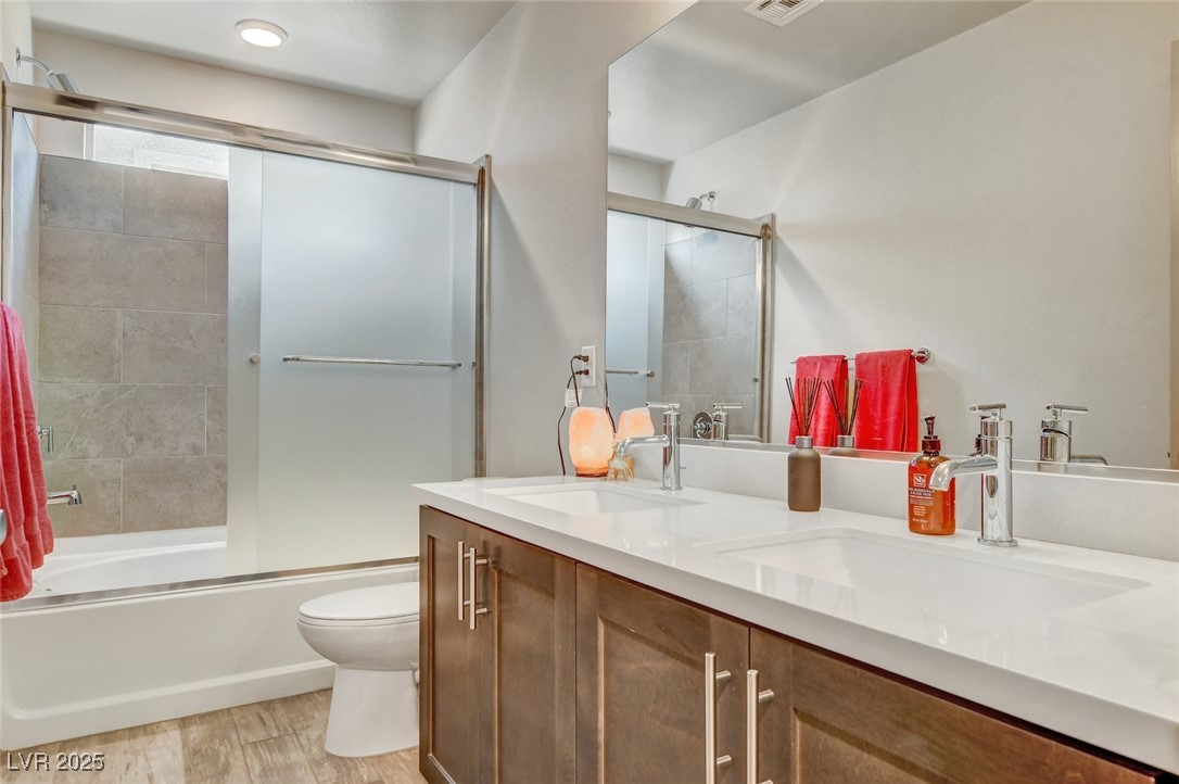 8088 Haywood Estate Avenue Property Photo 34