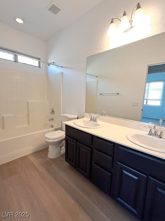 690 Calamus Palm Place Property Photo 20