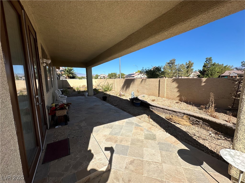 5016 Wayfaring Tree Avenue Property Photo 21