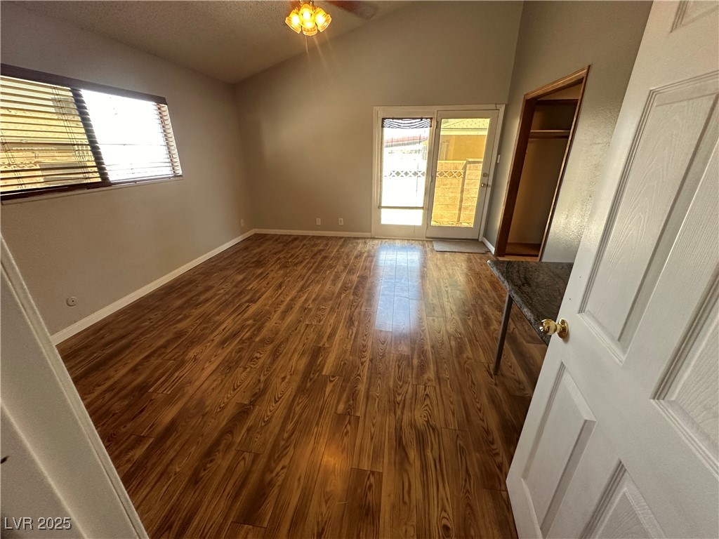 1925 East Saint Louis Avenue Property Photo 14