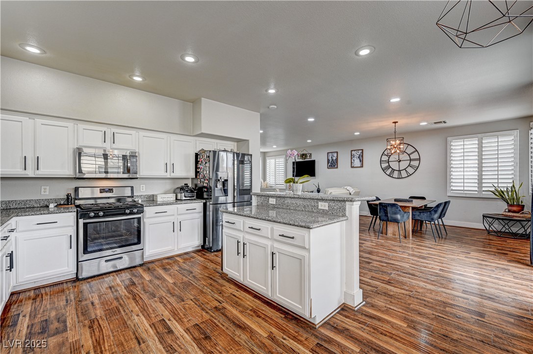 6864 Armistead Street Property Photo 17