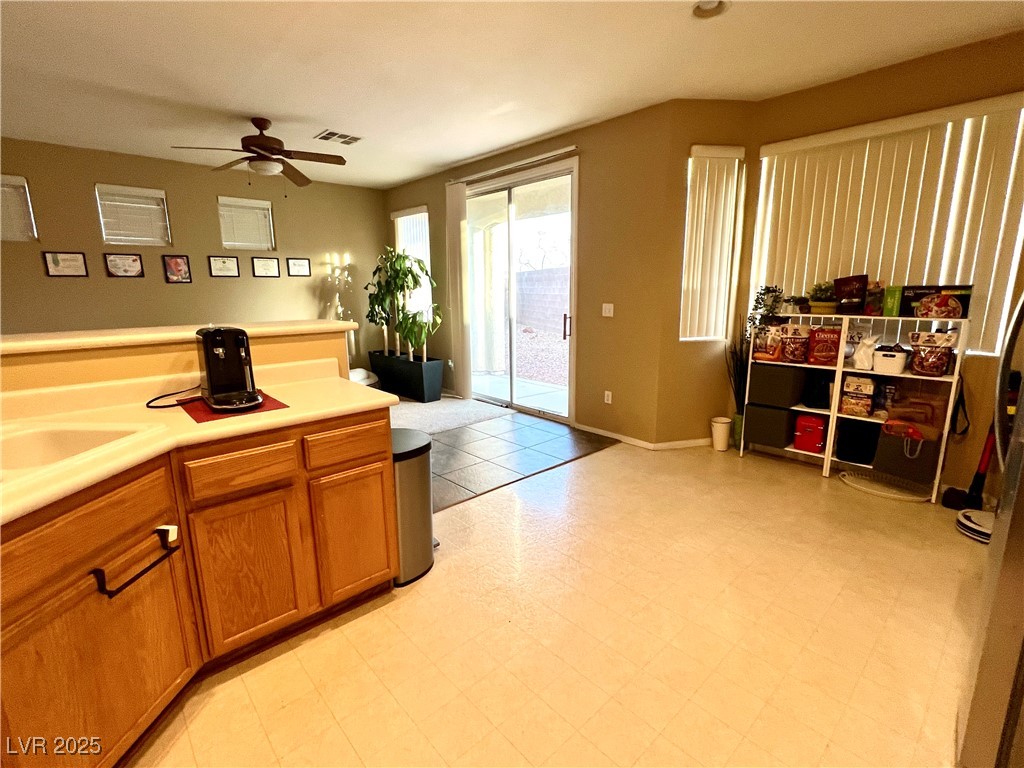 9553 Madsen Glen Court Property Photo 24