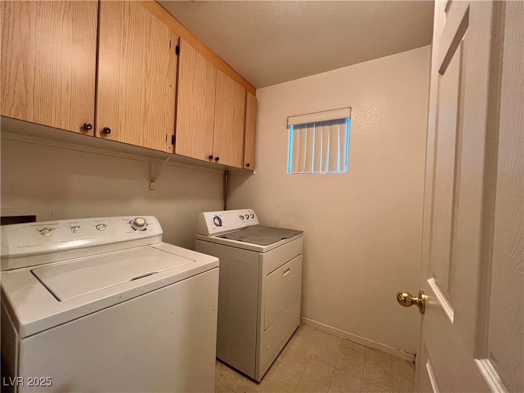 9553 Madsen Glen Court Property Photo 36