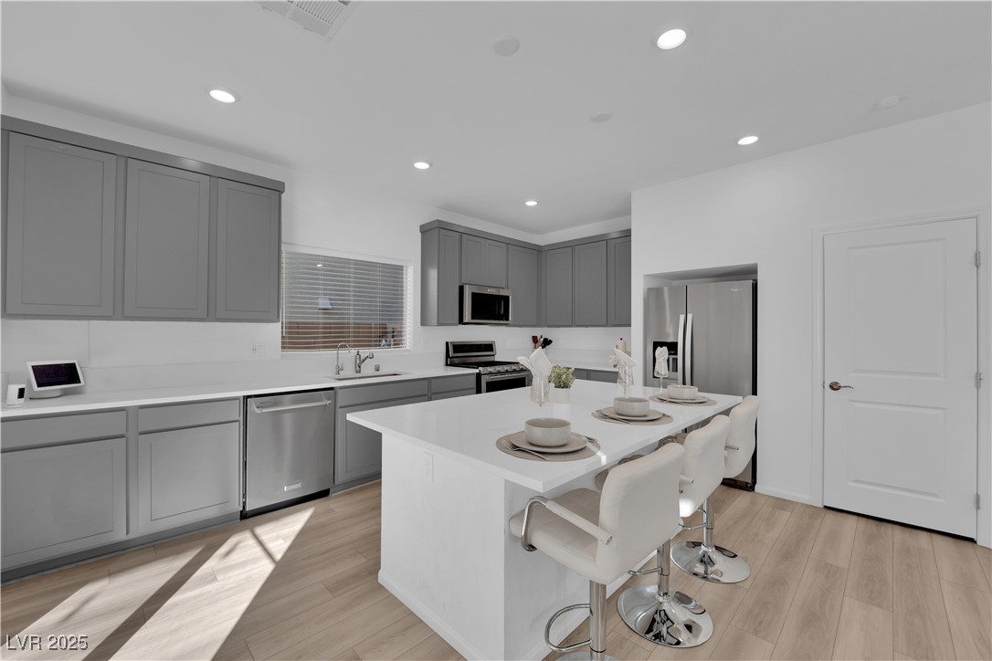 10375 Rose Palisade Street Property Photo 7