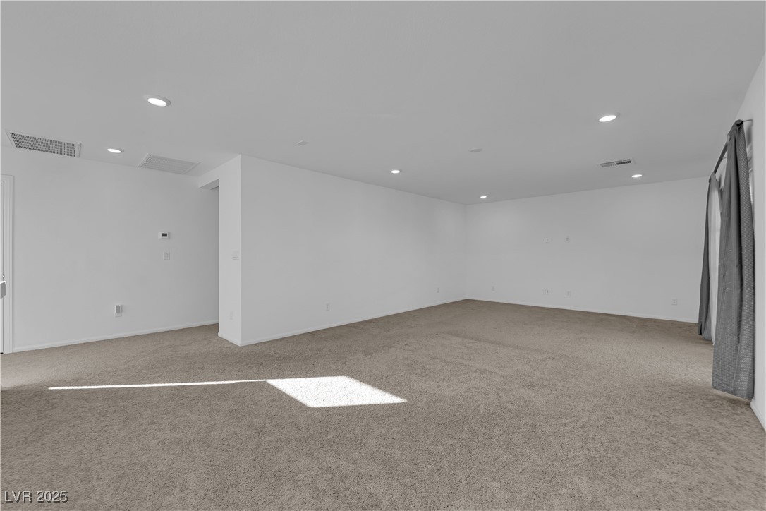10375 Rose Palisade Street Property Photo 32