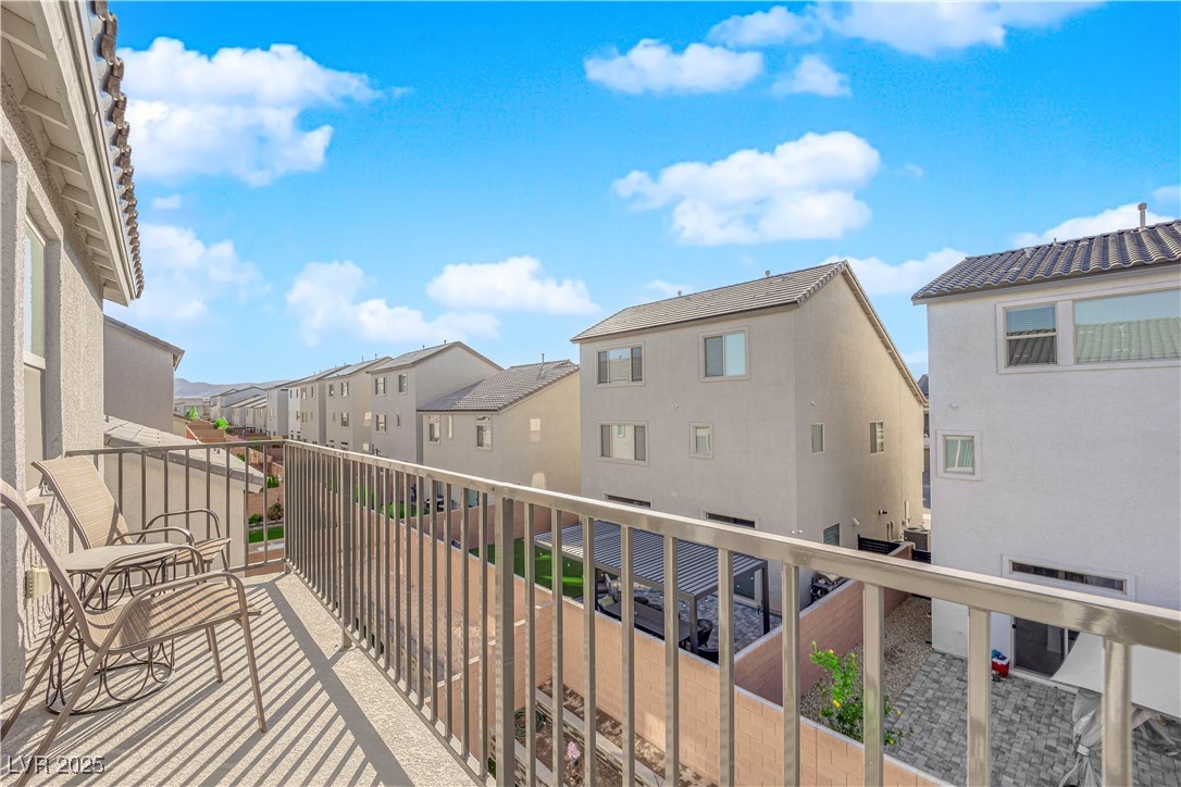 10375 Rose Palisade Street Property Photo 40