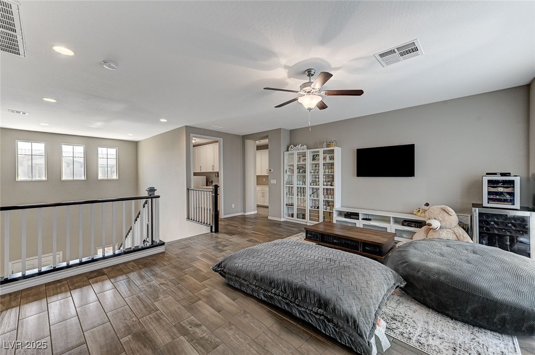8864 Sherborne Gate Avenue Property Photo 18