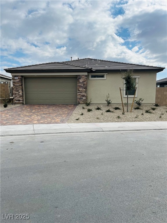 886 Heritage Bend Drive Property Photo 1