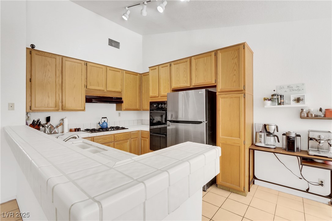 9905 Barrier Reef Drive Property Photo 19