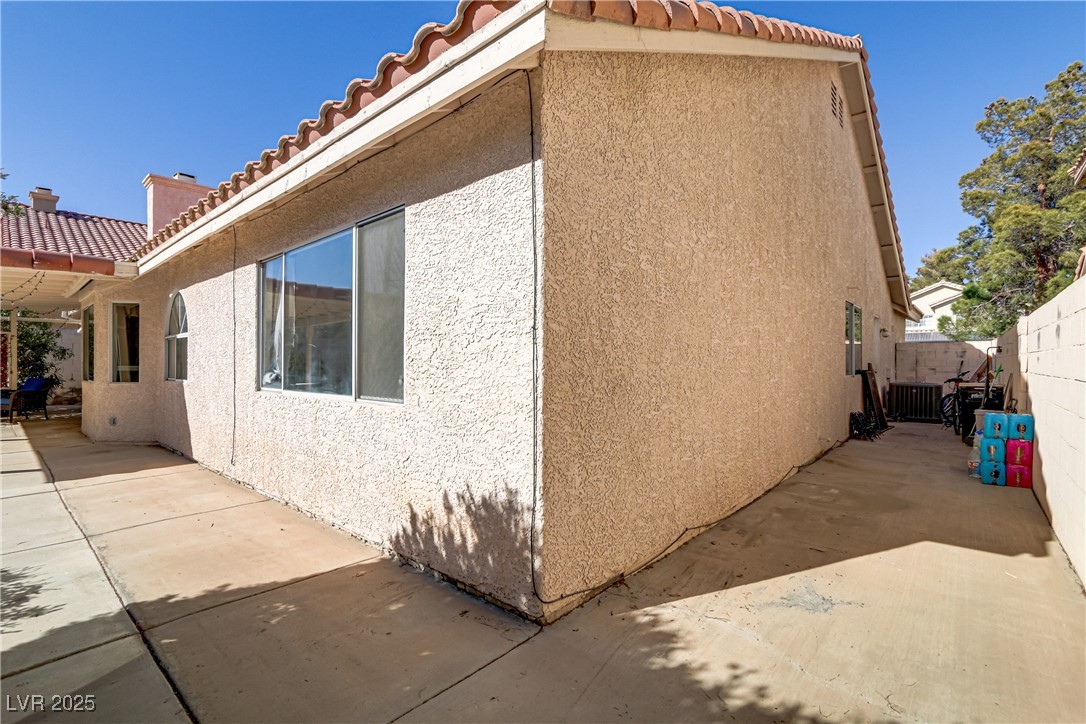 9905 Barrier Reef Drive Property Photo 42