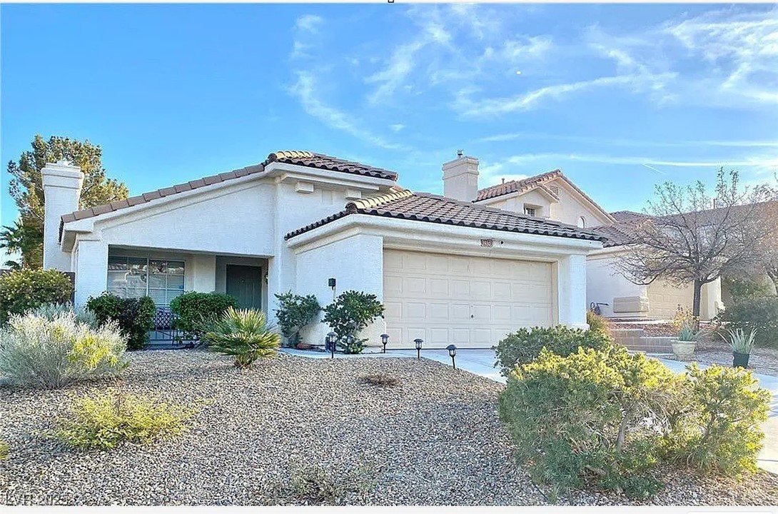 1980 Verbania Drive Property Photo 1