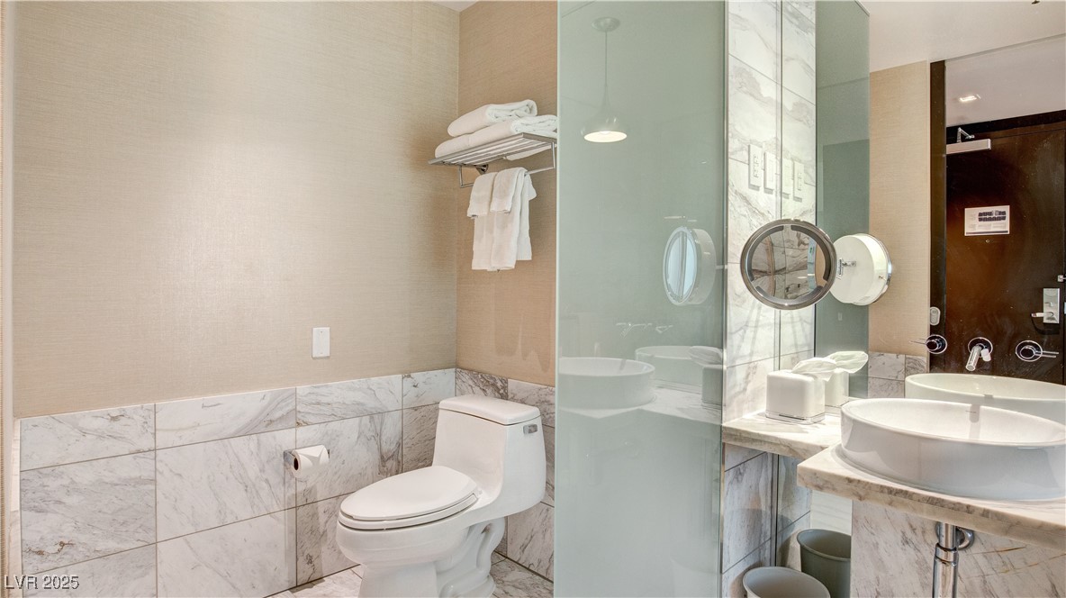 4381 West Flamingo Road 3216 Property Photo 16