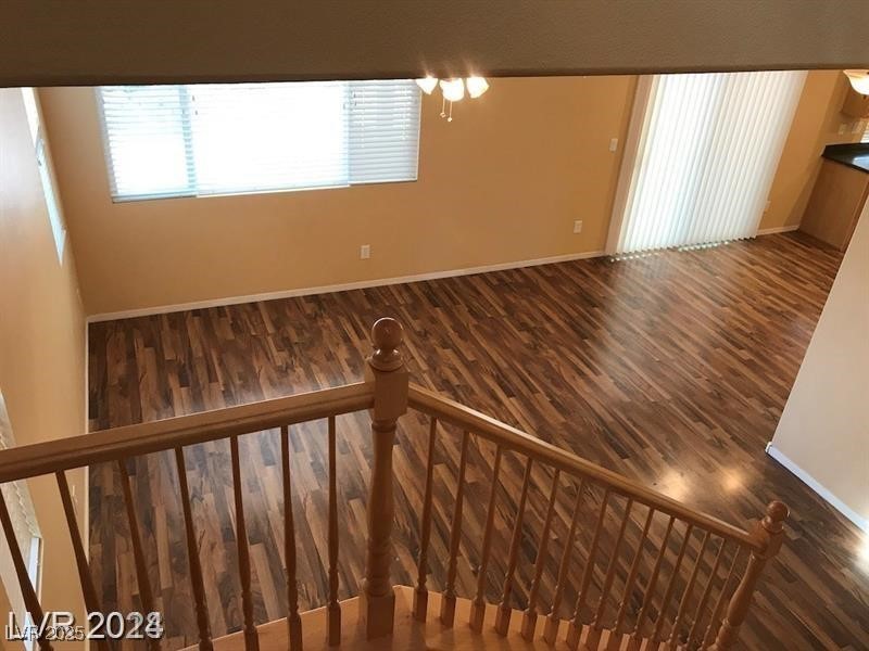 8708 Gateway Glen Drive Property Photo 7