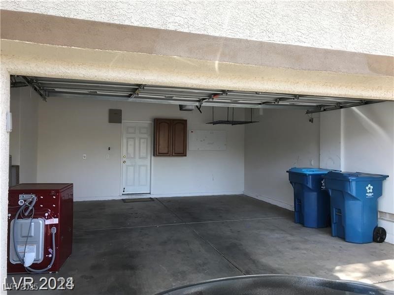 8708 Gateway Glen Drive Property Photo 18