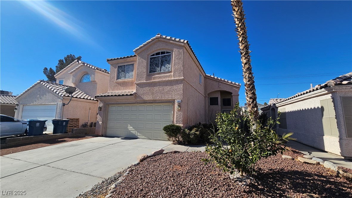 1829 Sierra Hills Way Property Photo 2