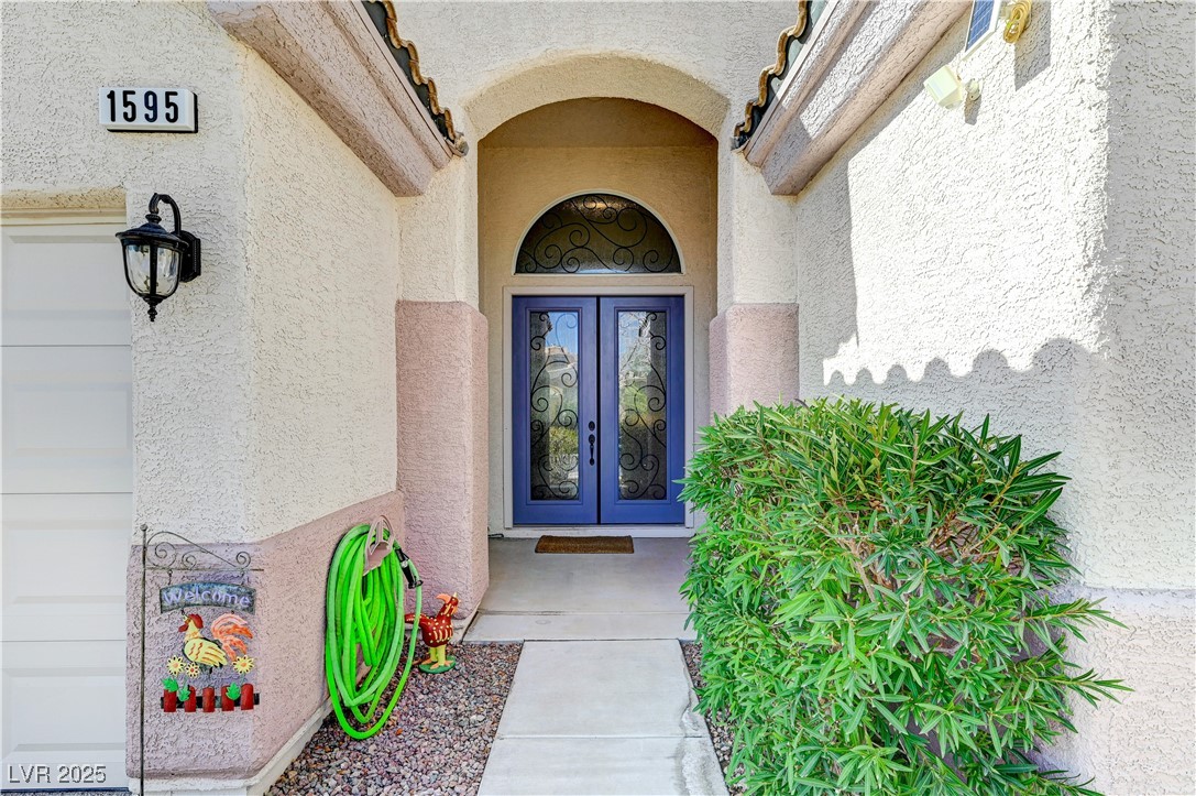 1595 Cattle Ranch Place Property Photo 3