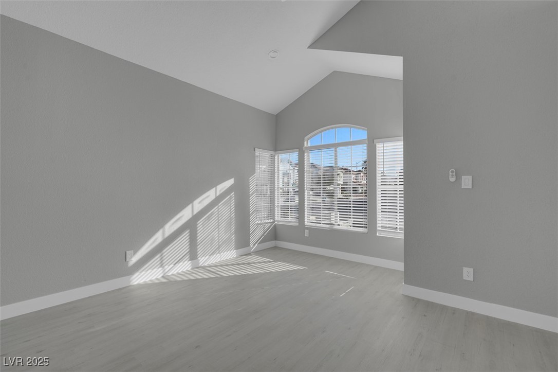 6586 West Mesa Vista Avenue Property Photo 11